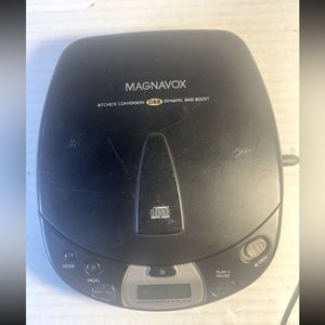 Magnavox Personal Portable CD Player w Dynamic Bass Boost Black Tested